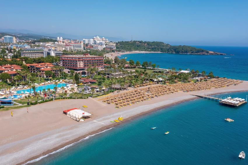 Justiniano Park Conti Club