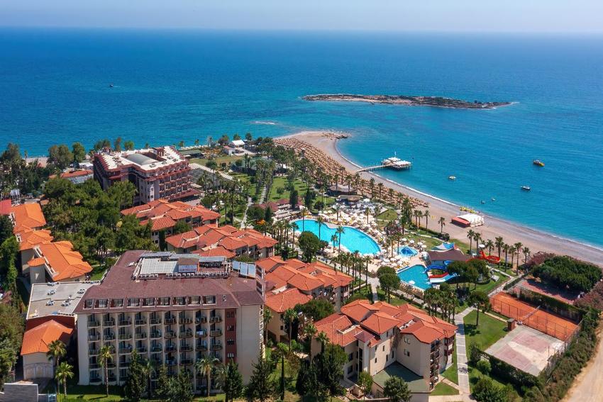 Justiniano Park Conti Club