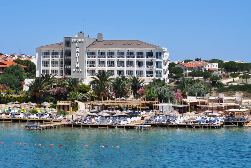 Çeşme Ladin Otel