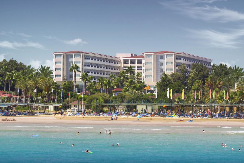 Hotel Terrace Beach Resort