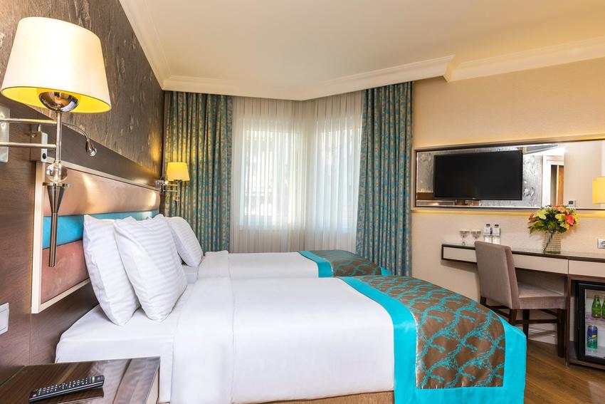 Grand Yavuz Hotel