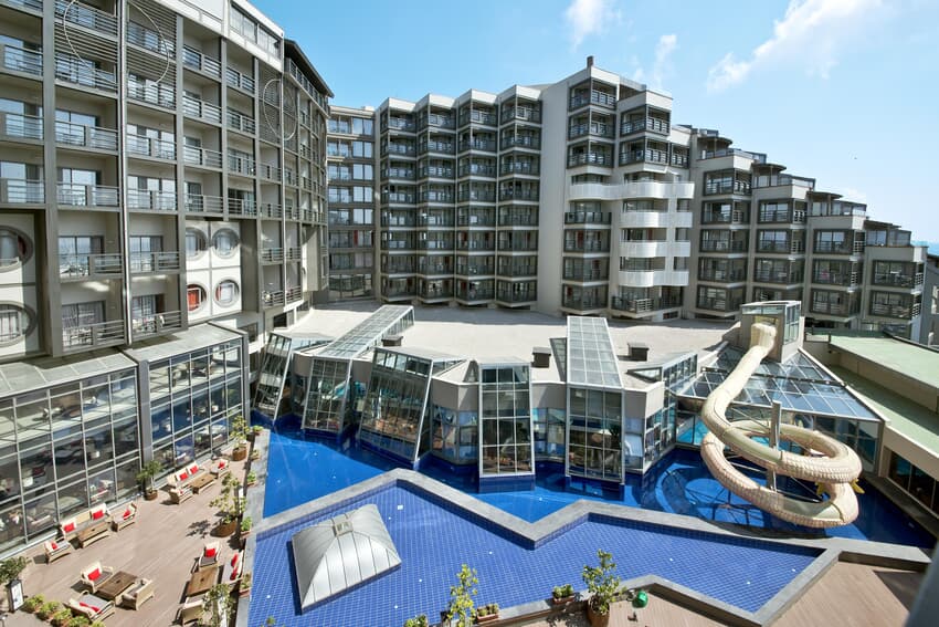 Limak Lara Deluxe Hotel Resort