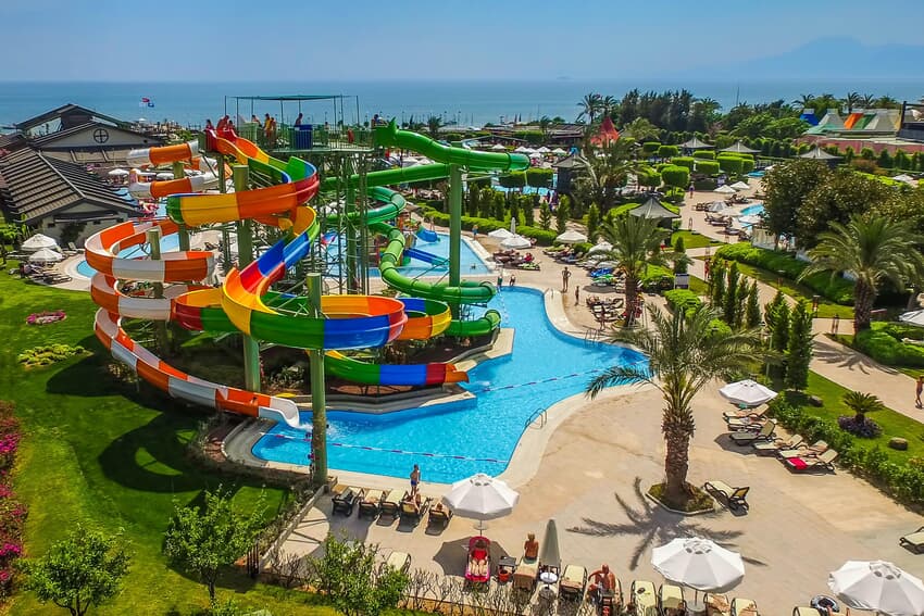 Limak Lara Deluxe Hotel Resort