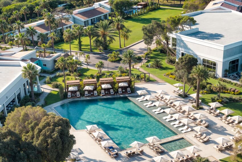 Merit Royal Gardens Hotel Casino