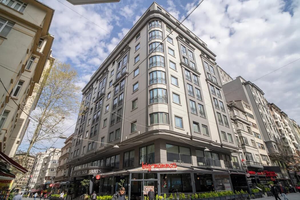 Arts Hotel Taksim