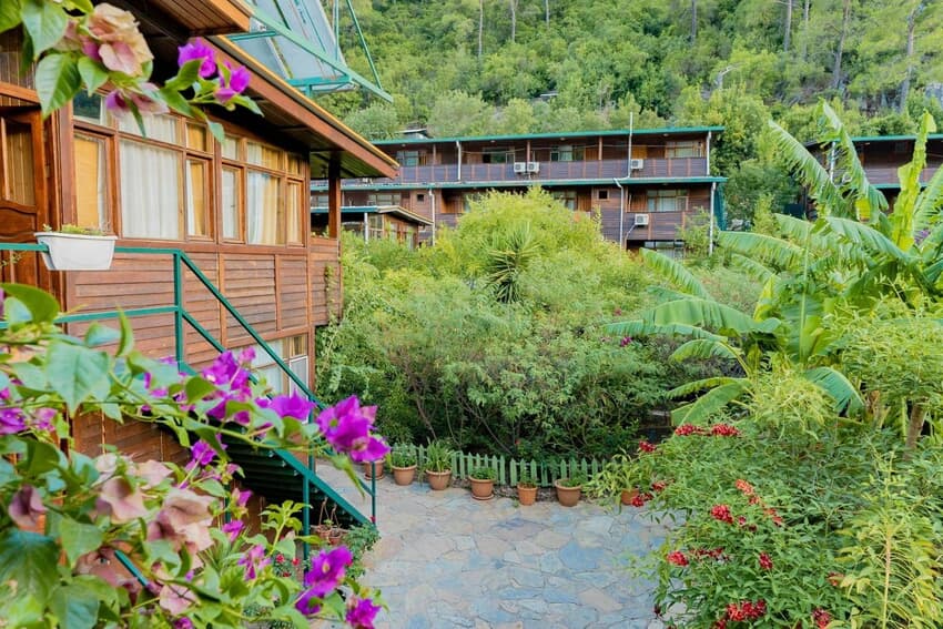 Türkmen Ağaç Evleri