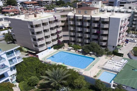 Amos Hotel