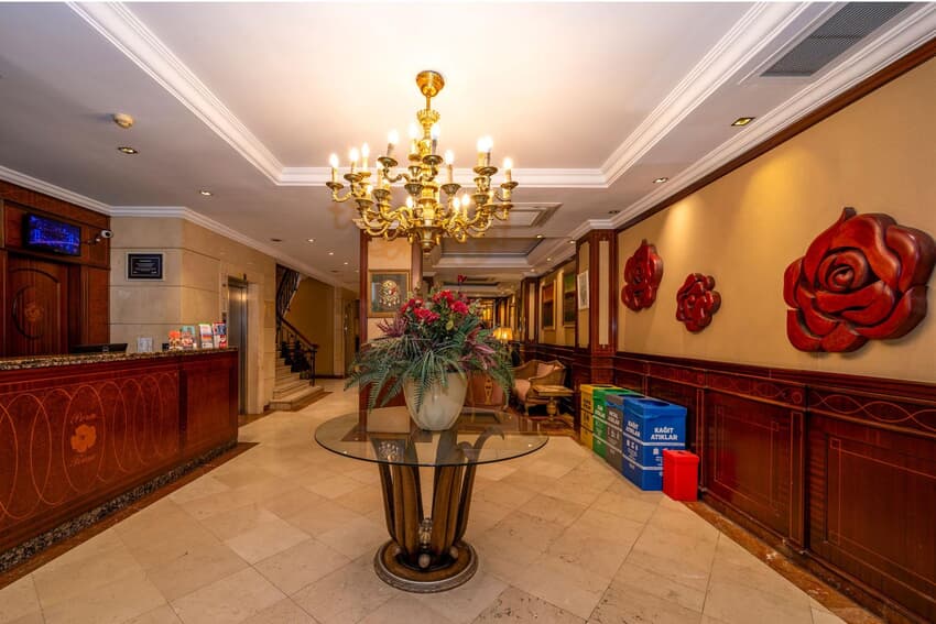 Pera Rose Hotel