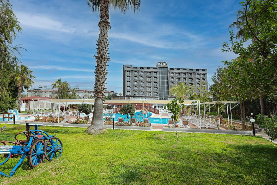 Side Kum Hotel
