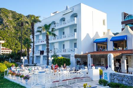 Casa Blanca Beach Hotel