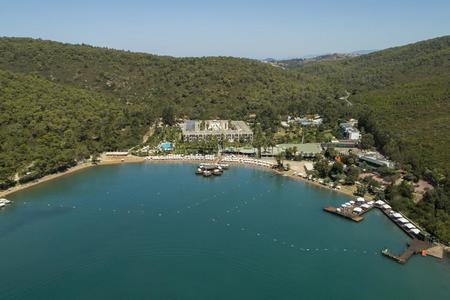 Crystal Green Bay Resort