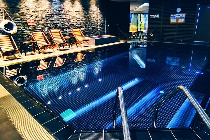 Wes Hotel
