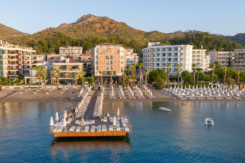 Cettia Beach Resort +16