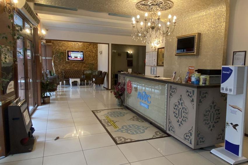 Grand Anzac Hotel