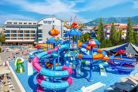 Blue Wave Suite Hotel