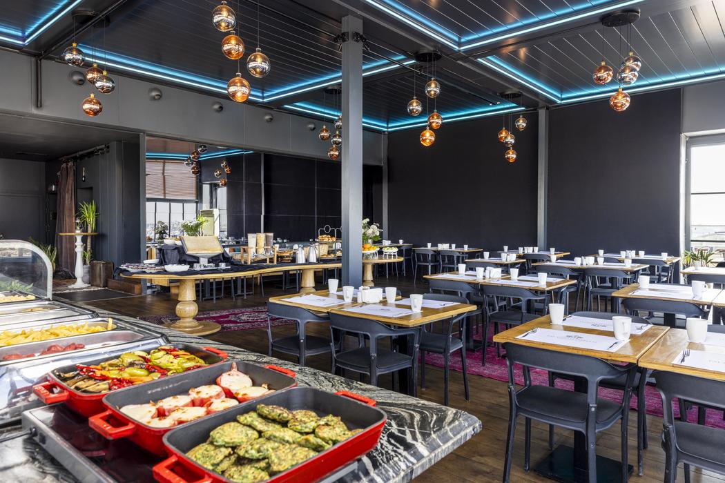 Palazzo Donizetti Hotel Yeme & İçme