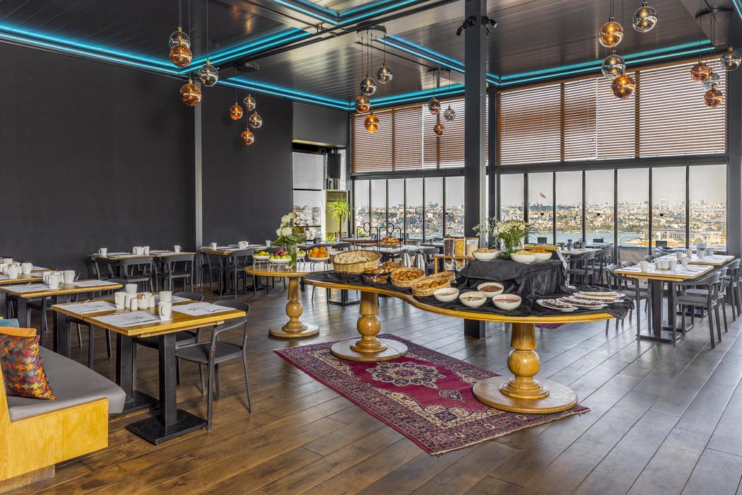 Palazzo Donizetti Hotel Yeme & İçme