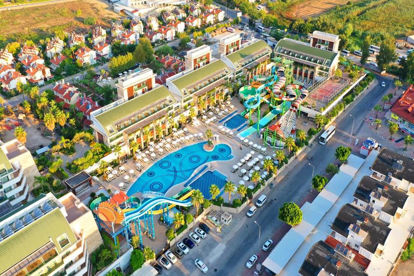 Crystal Waterworld Aqua Collection