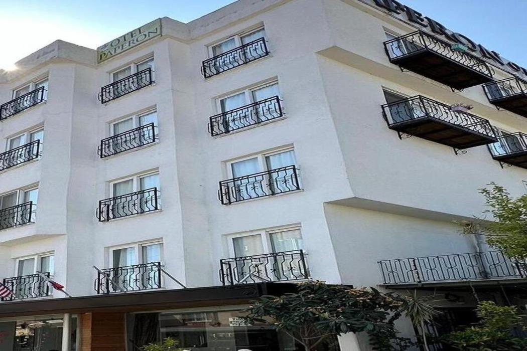 Paperon Hotel
