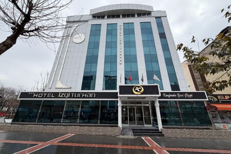 Hotel İzgi Turhan