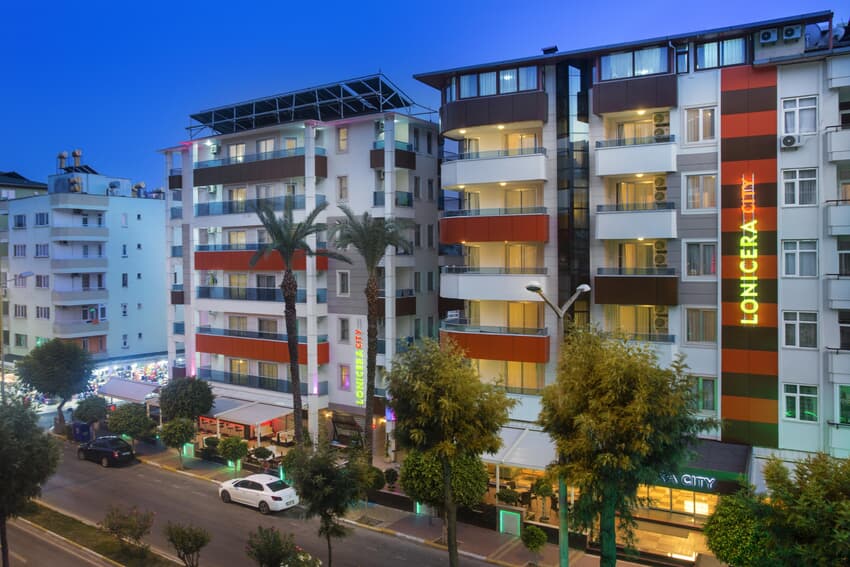 Lonicera City Kleopatra Hotel