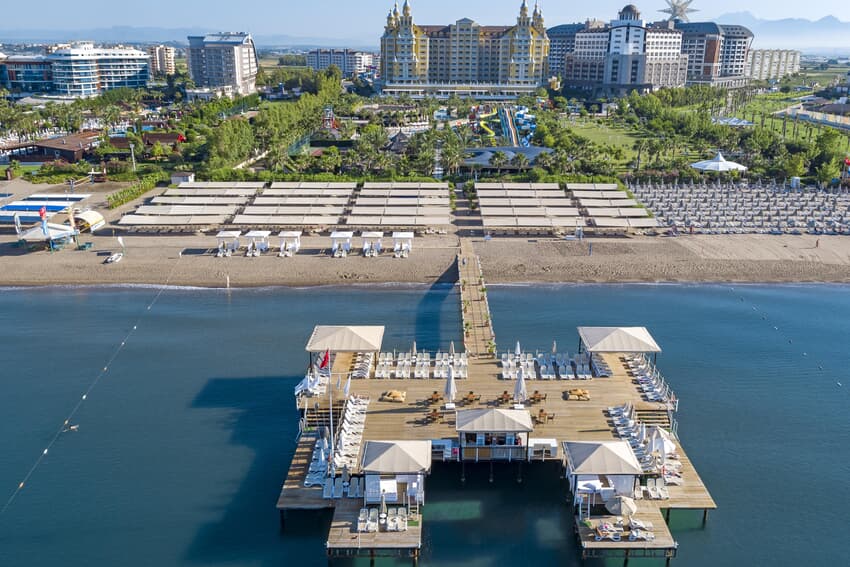 Royal Holiday Palace