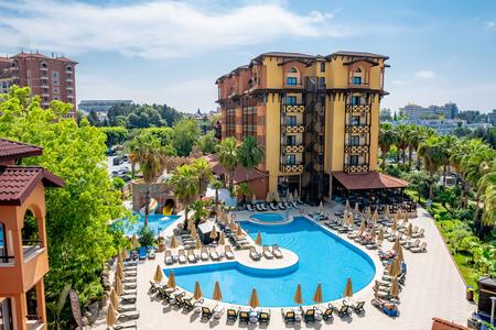 Villa Side Hotel