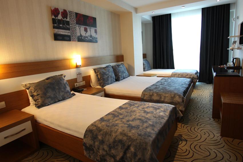 Dies Hotel