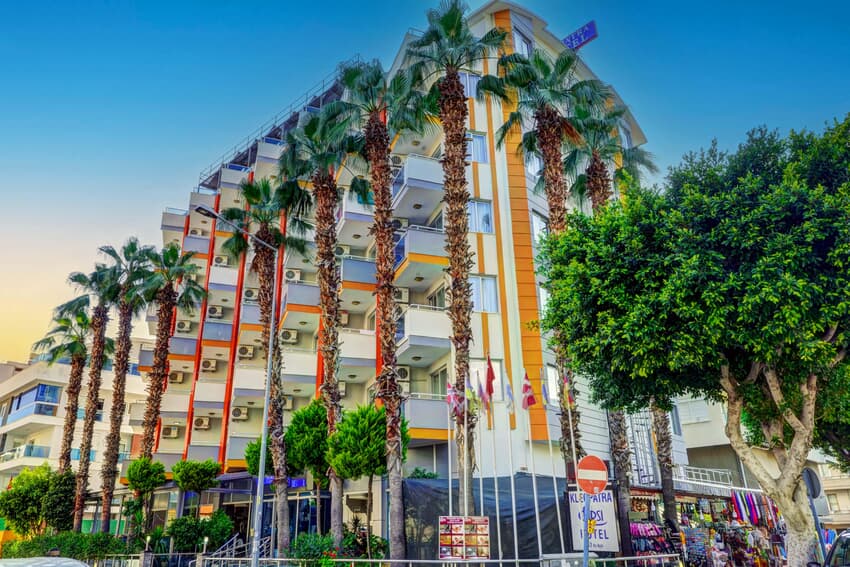 Kleopatra Arsi Hotel