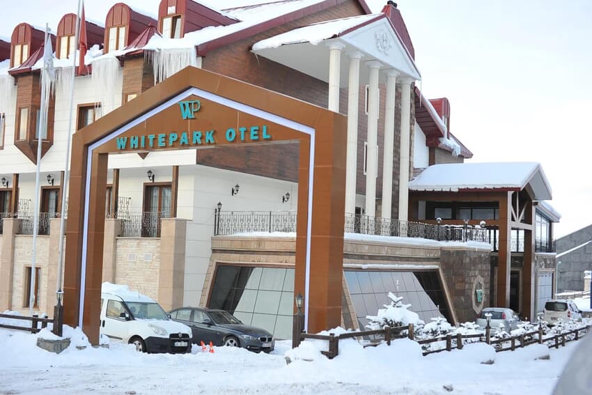 White Park Hotel