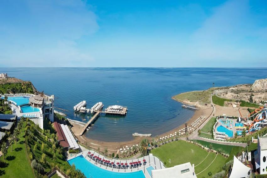 Elexus Hotel Resort Casino