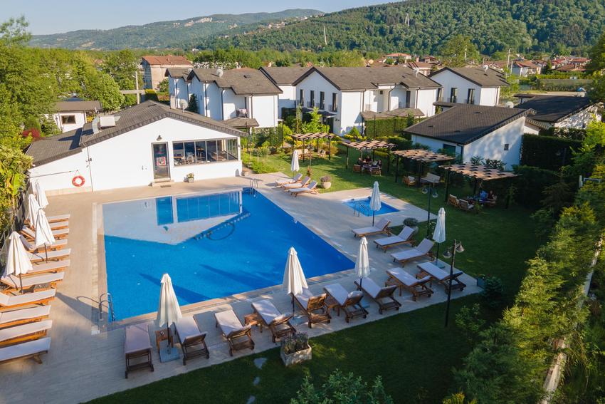 Sapanca Çayır Çimen Otel