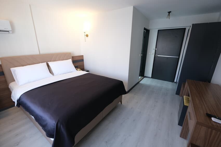 Üstün Hotel Alsancak