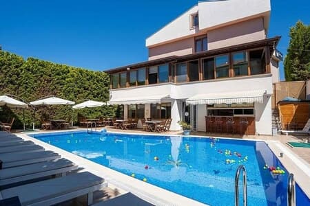 Cunda Giritlioğlu Otel (+12 Adult Only)