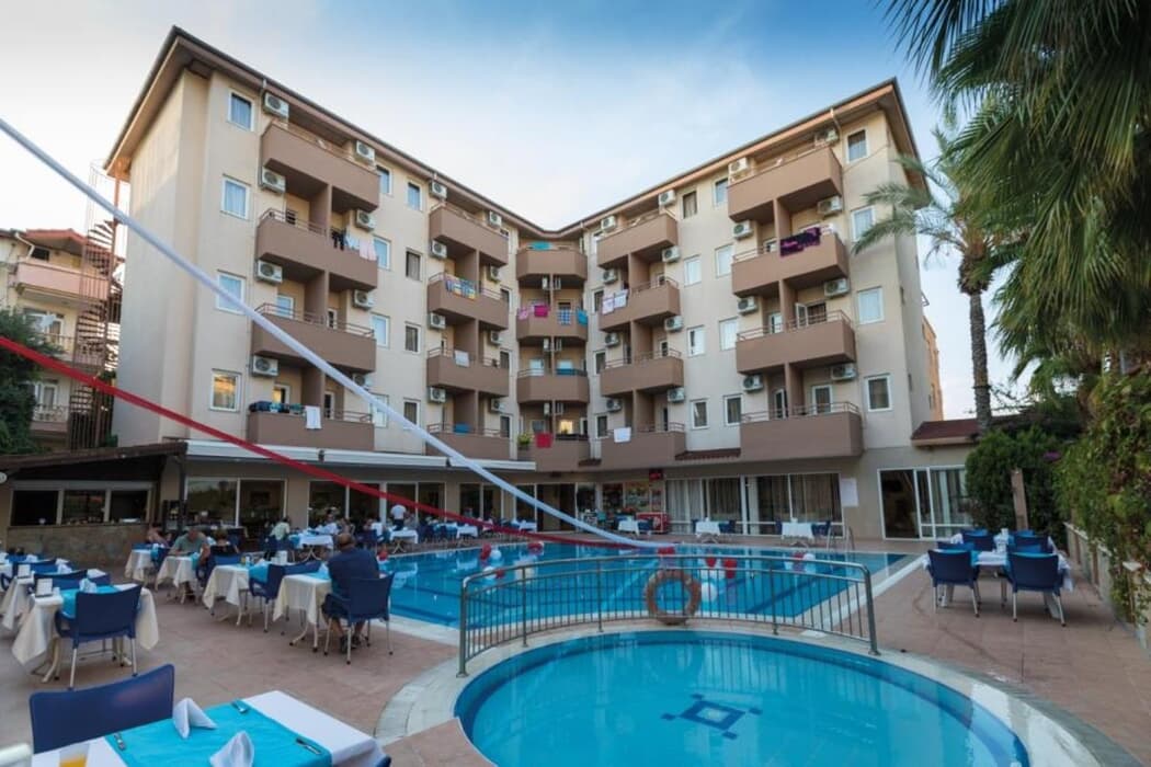 Helios Hotel Helios Hotel