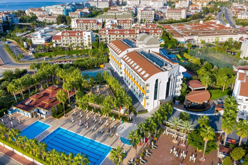 Hane Family Resort Hotel