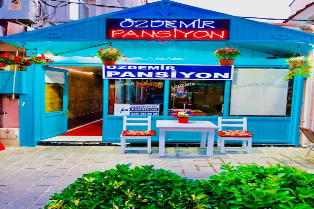 Özdemir Pansiyon Özdemir Pansiyon