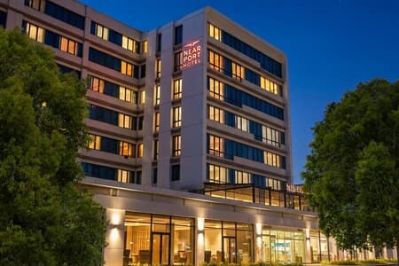 Nearport Hotel Sabiha Gokcen Airport