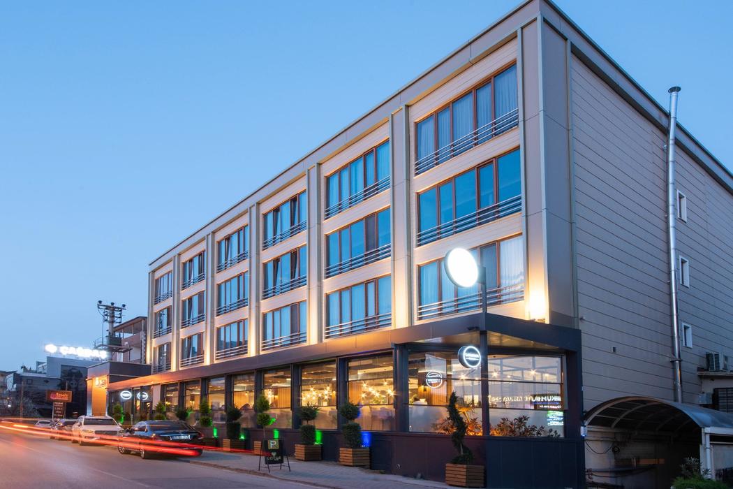 La Flora House Hotel