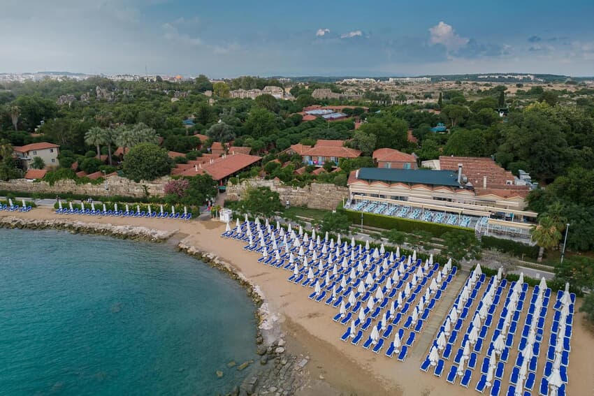 Can Garden Beach Hotel