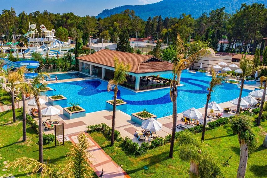 Champion Holiday Village