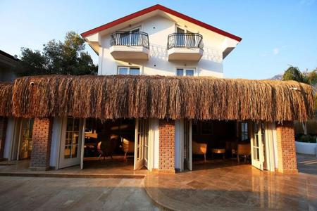 The Pine Hill Hotel Suites