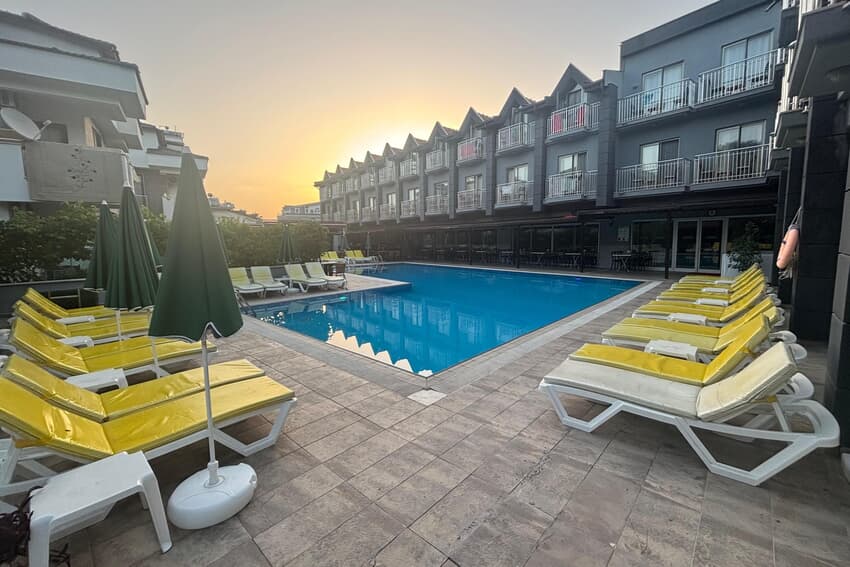 Grand Nar Hotel Adult Only +14