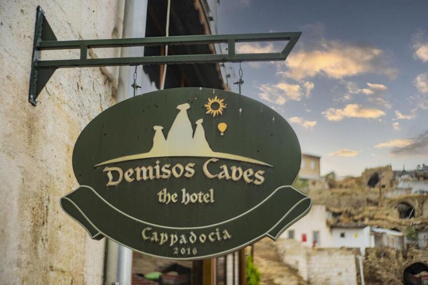 Demisos Otel