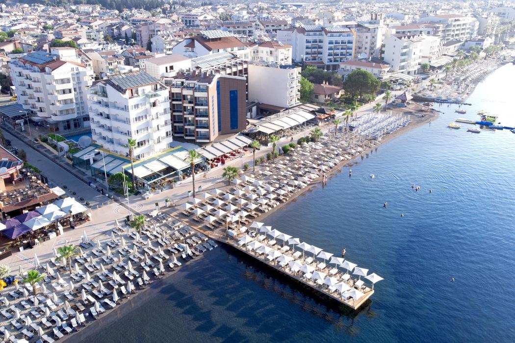 Honeymoon Beach Hotel