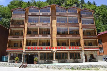Grand Uzungöl Hotel