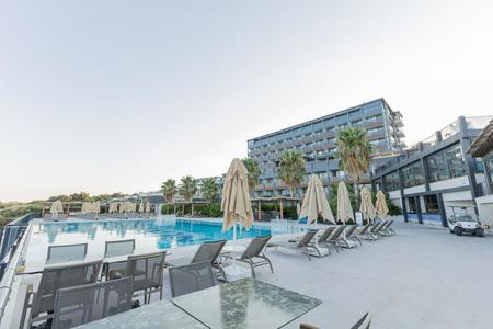 The Nowness Luxury Hotel Spa +16