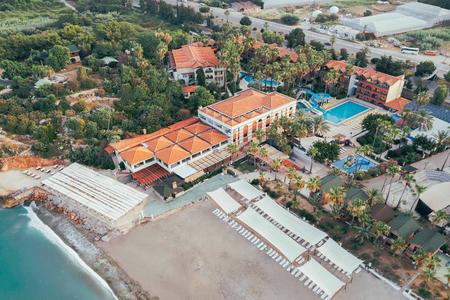 Green Paradise Hotel