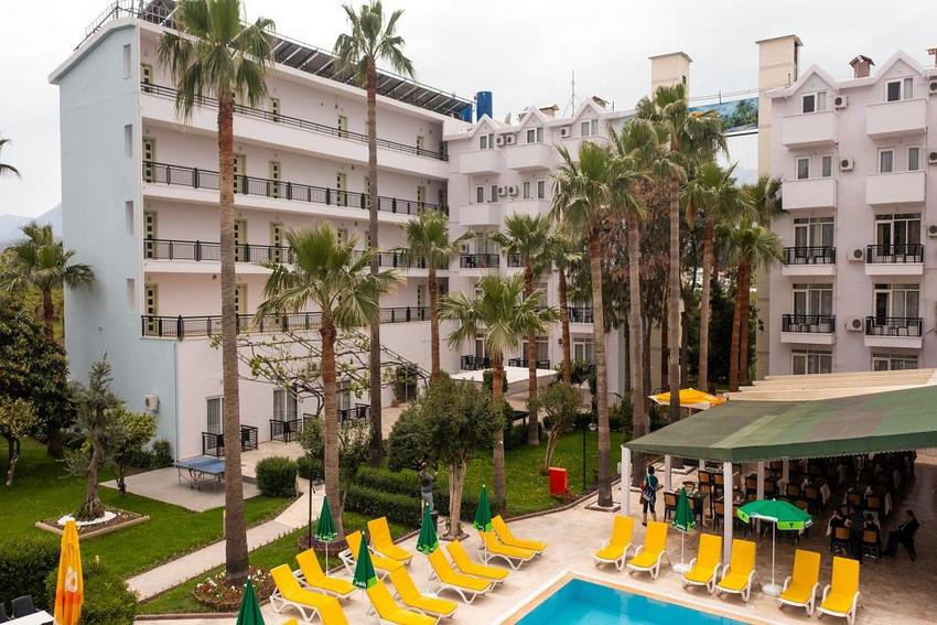 Malibu Garden Resort