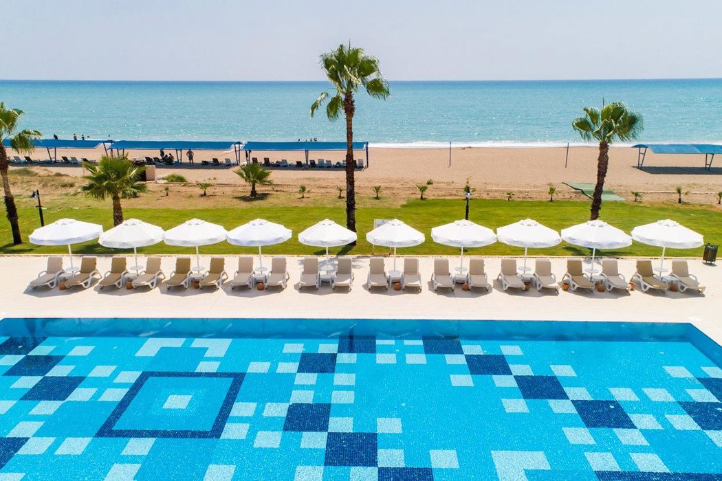 Crystal Boutique Beach Resort